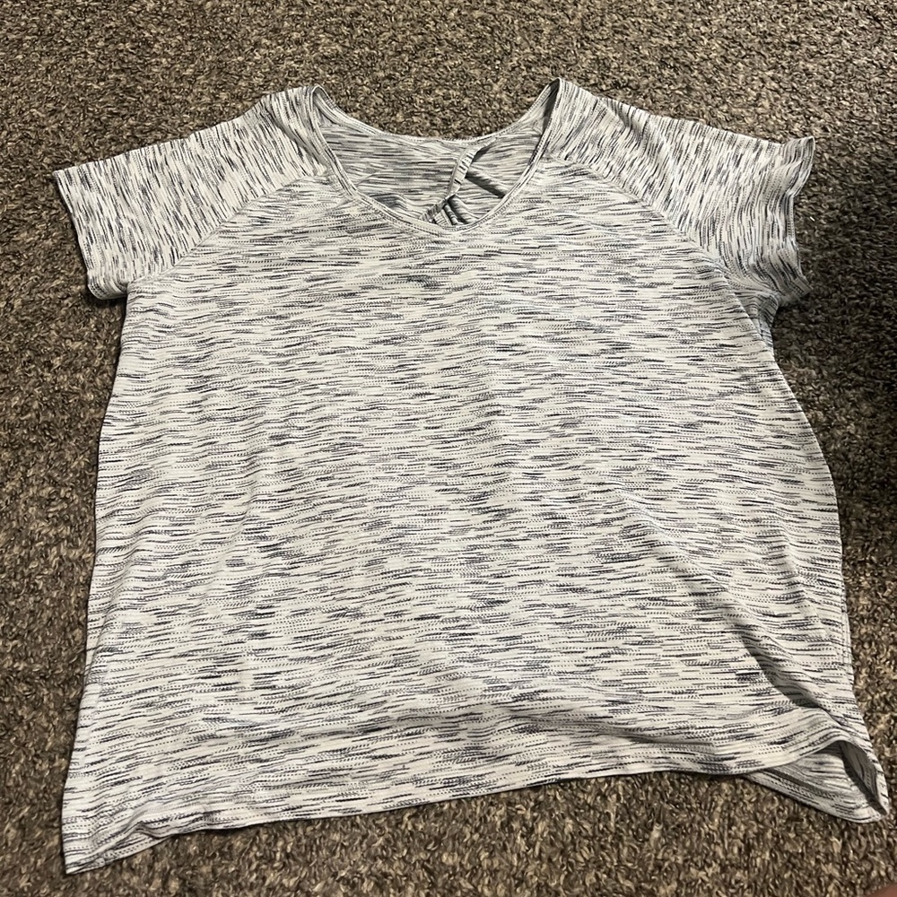 Lululemon shirt